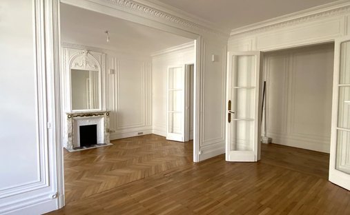 Apartment in Batignolles-Cardinet, Paris 17e Arrondissement, Paris 1