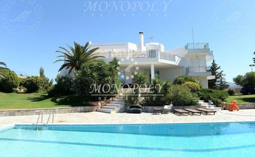 Villa in Kalyvia Thorikou, Attica, Greece 1