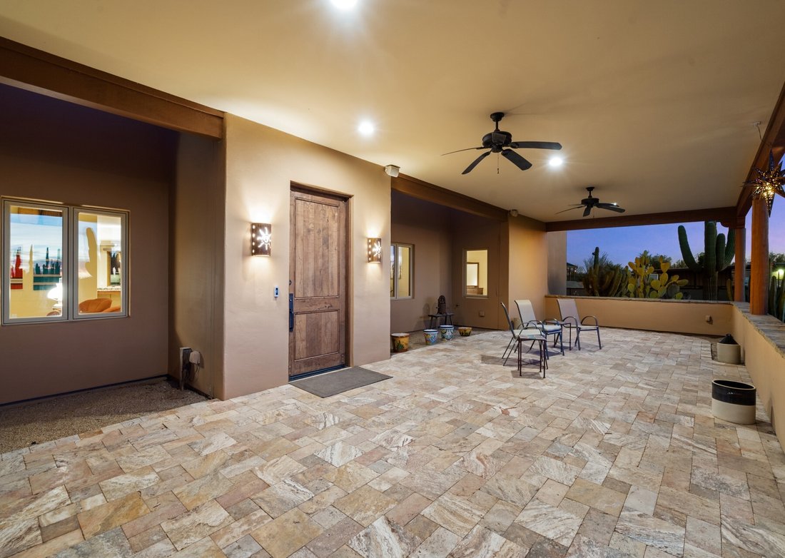 Carefree, Arizona, United States 5 - 17329784