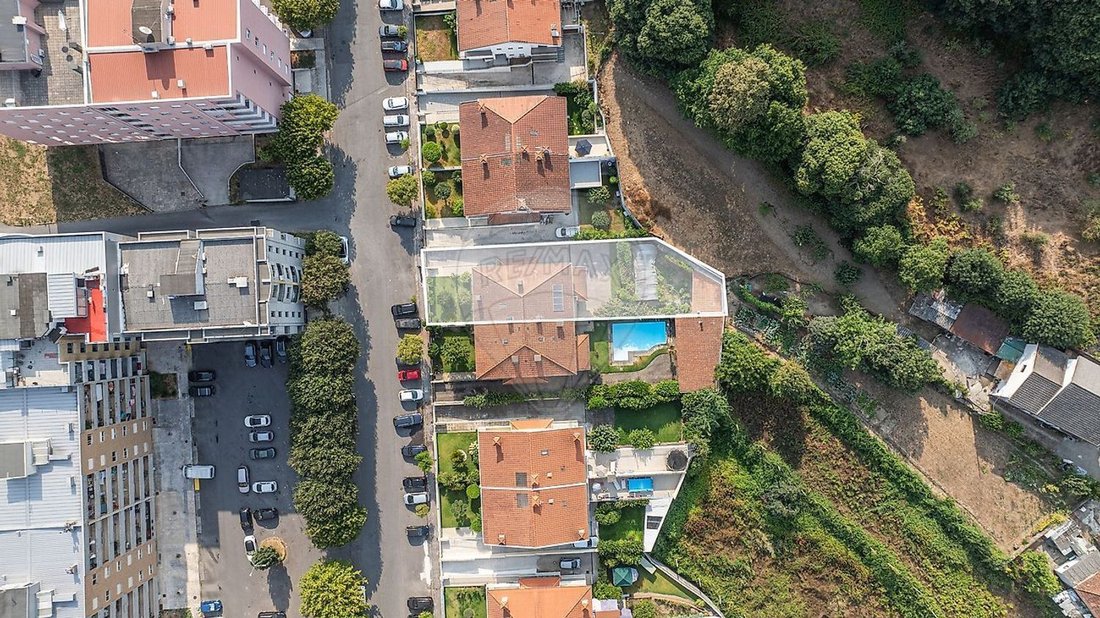 Villa in Braga (Maximinos, Se e Cividade), Braga, Portugal 3 - 17329494