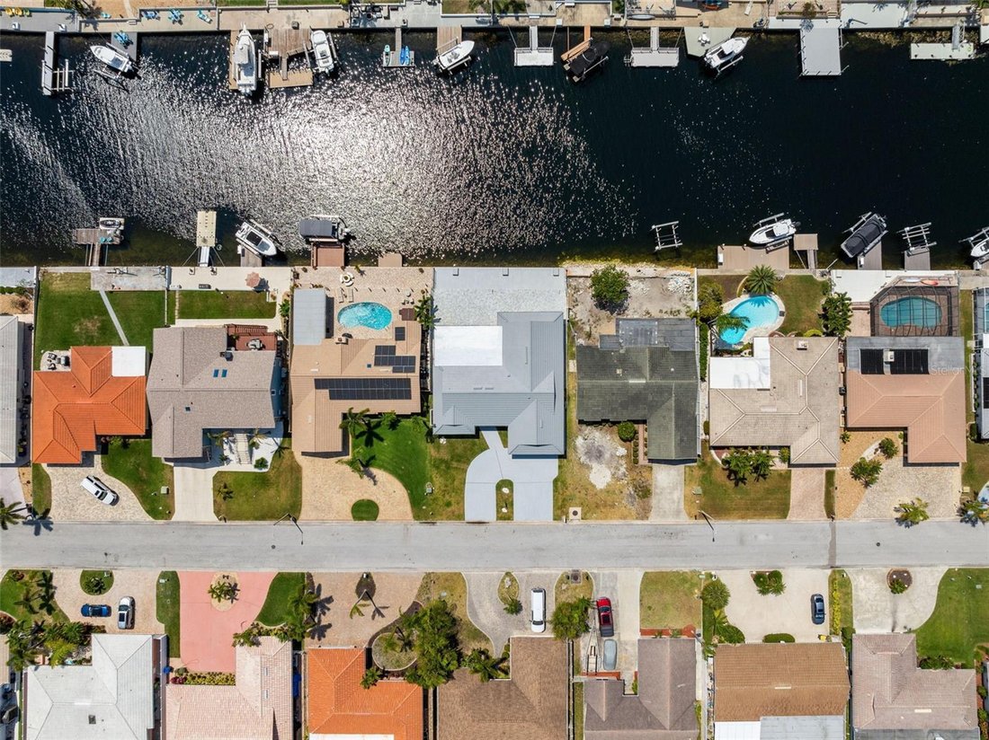 House in New Port Richey, Florida, United States 3 - 17327168