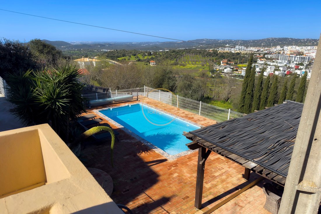 Villa a Loule (Sao Clemente), Algarve, Portogallo 1 - 17047167