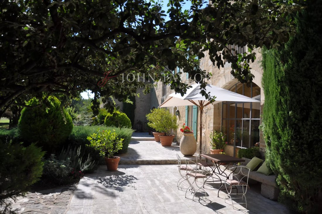 Estate in Barbentane, Provence-Alpes-Côte d'Azur, France 3 - 15453363
