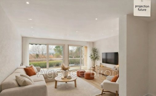 Apartment in Mazenod-Bellevue-Saint Donat-Banon, Aix-en-Provence, France 1