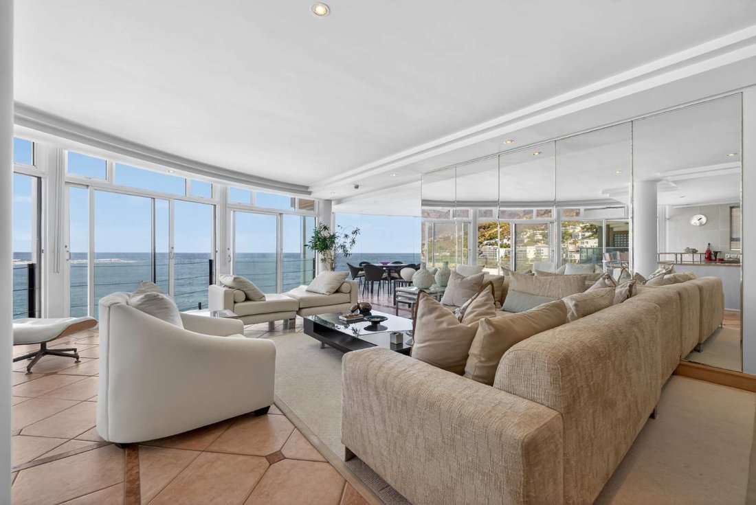 Apartment in City Centre, Cape Town, South Africa 3 - 17324666