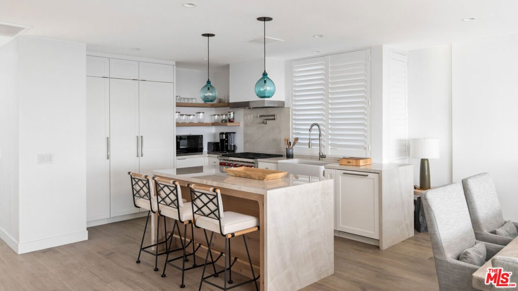 Condo in Malibu, California, United States 4 - 17326423