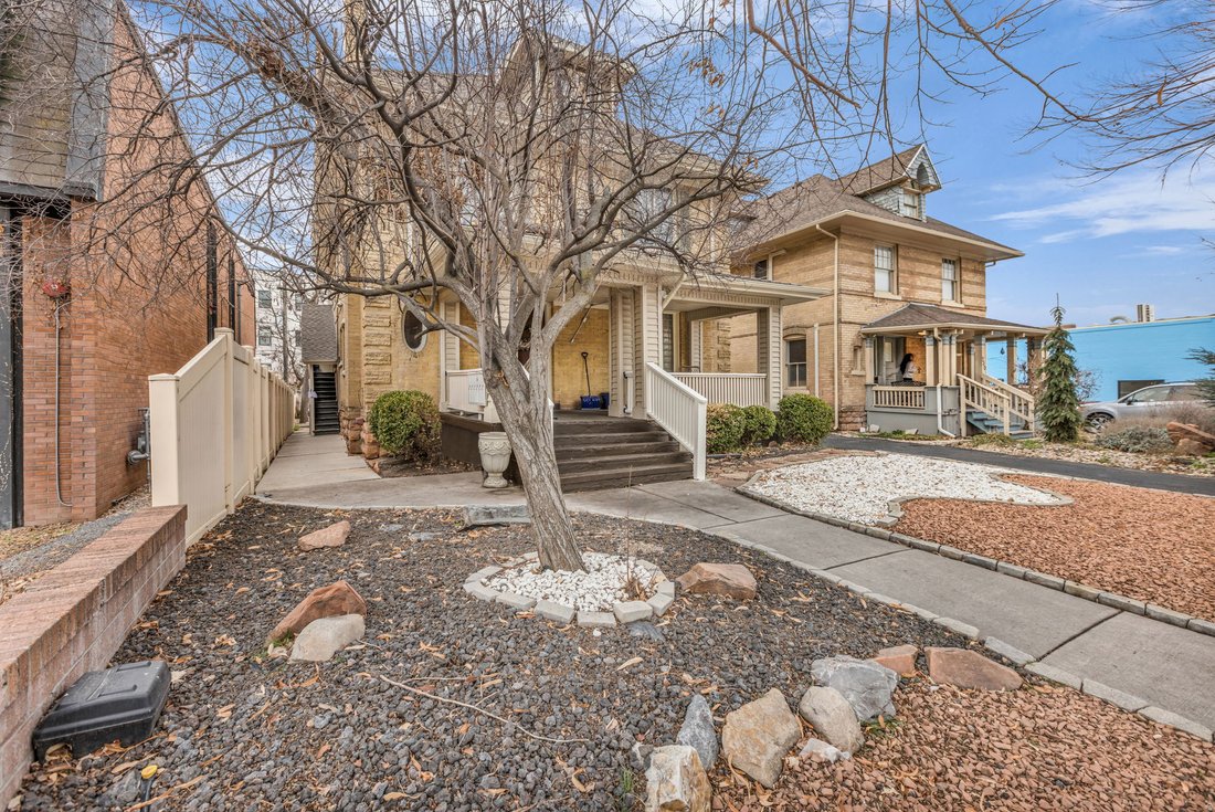 Salt Lake City, Utah, United States 3 - 17326079