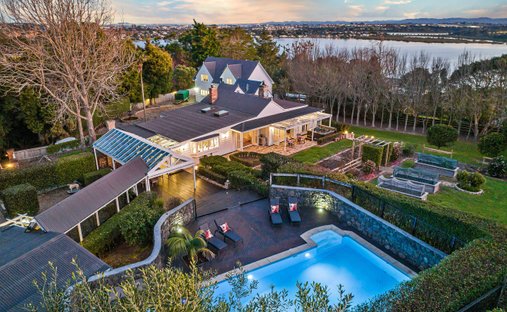 Land in Auckland, Auckland, New Zealand 1