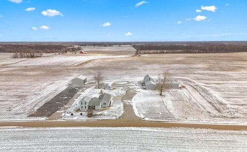 Farm Ranch in Camden, Michigan, United States 1