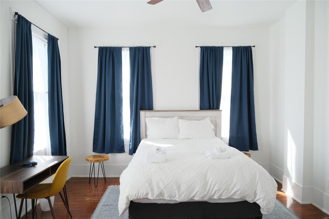 Galveston, Texas, United States 3 - 17326848