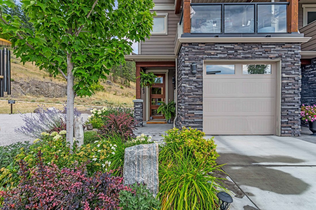 Condo in Peachland, British Columbia, Canada 3 - 17323492