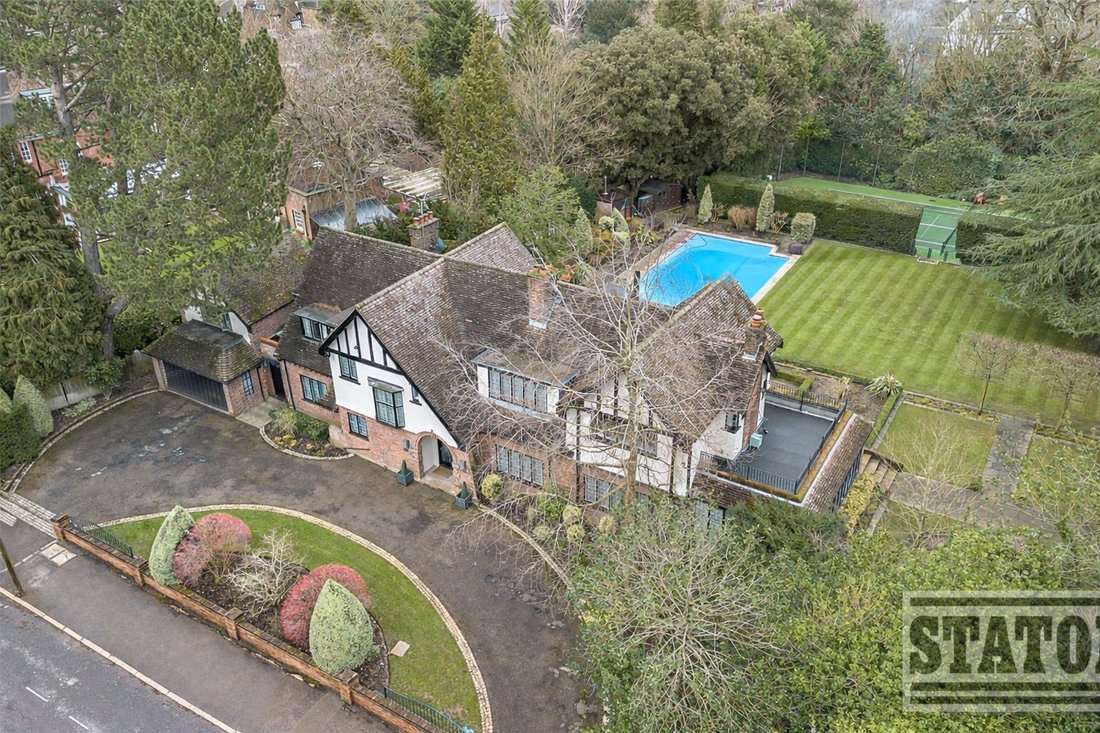 House in Barnet, England 1 - 17326192