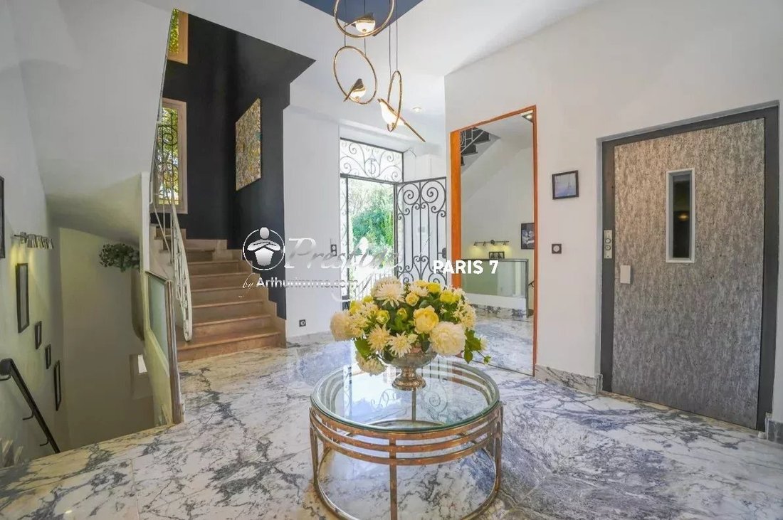 Villa in Europe, Le Cannet, France 3 - 17325113