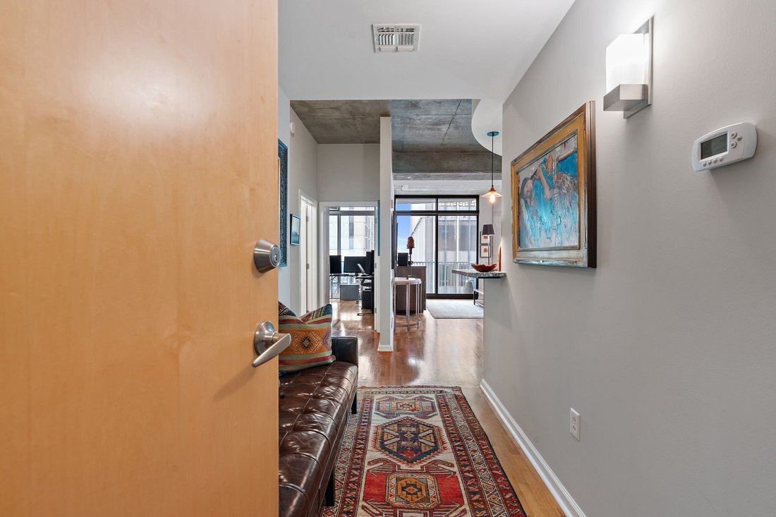 Condo in Nashville, Tennessee, United States 2 - 17327257