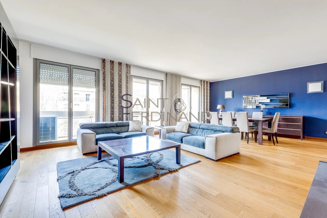 Apartment in Chaillot, Paris 16e Arrondissement, Paris 4 - 17295480