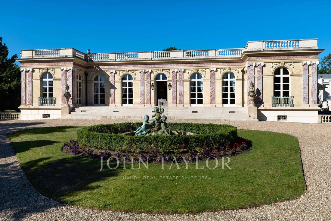 Estate in Le Vésinet, Ile-de-France, France 5 - 14964788
