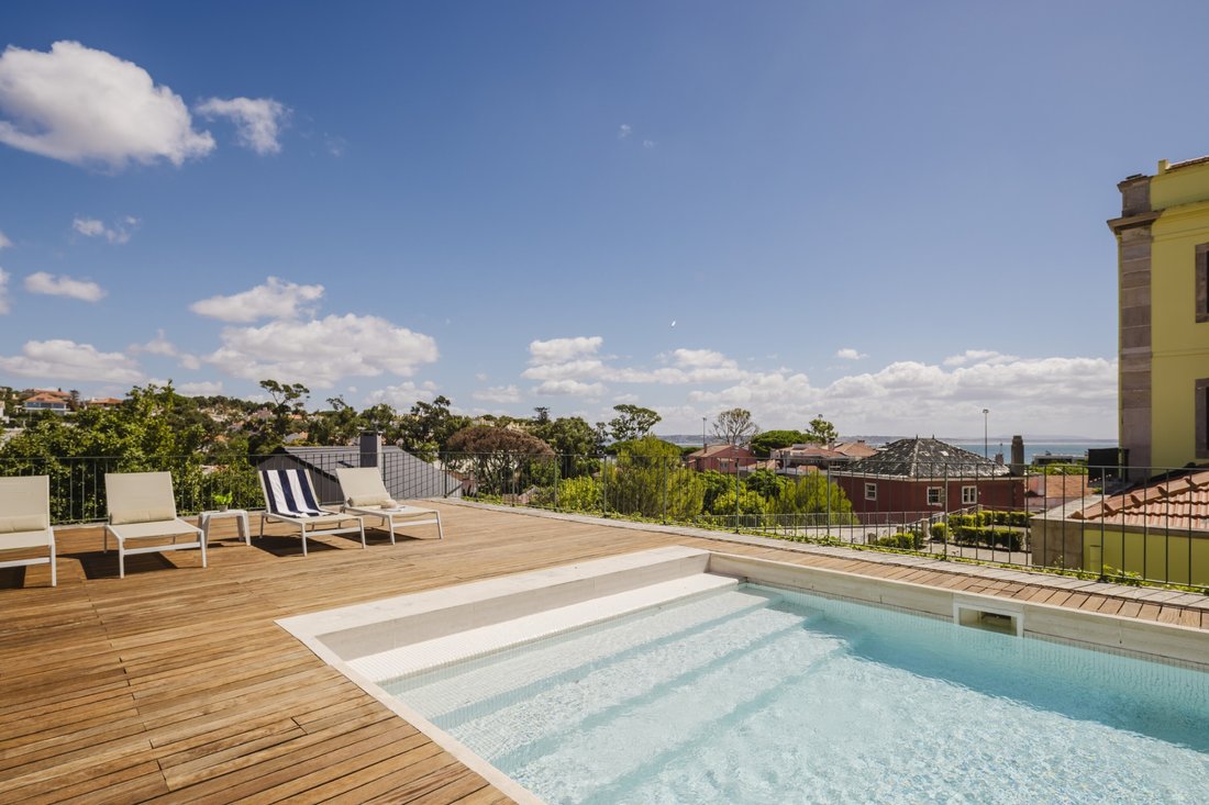 Apartment in Carcavelos e Parede, Lisbon, Portugal 1 - 17327809