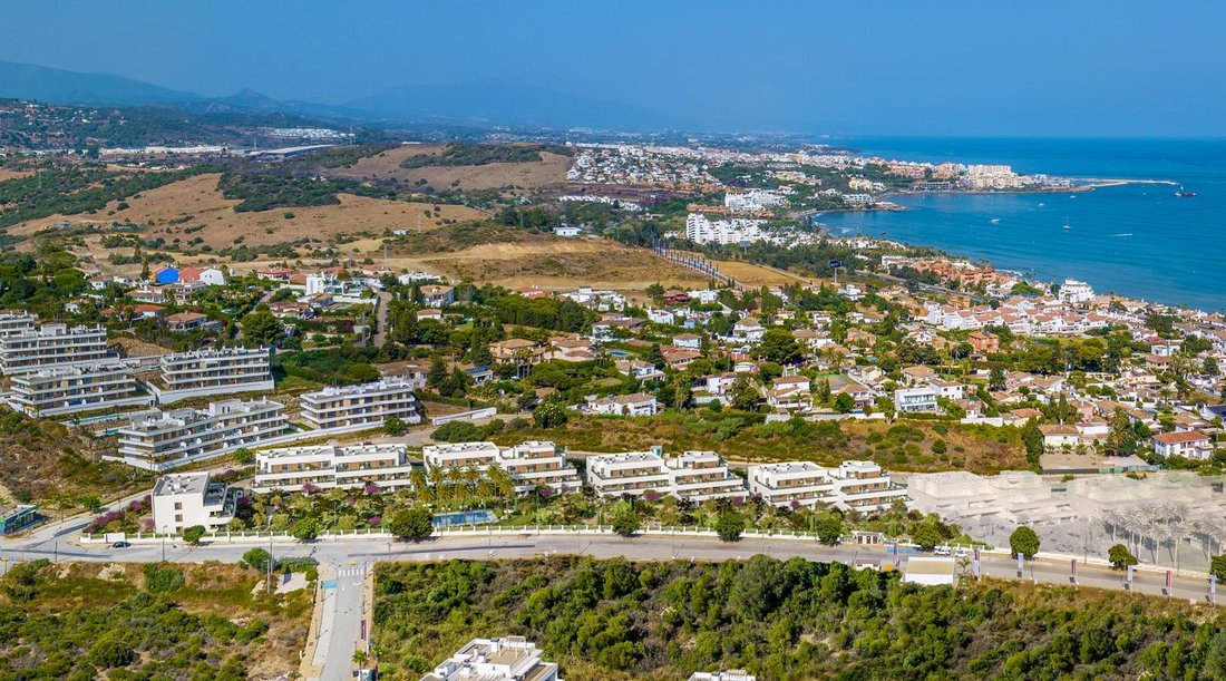 Apartment in Estepona, Andalusia, Spain 3 - 17329686