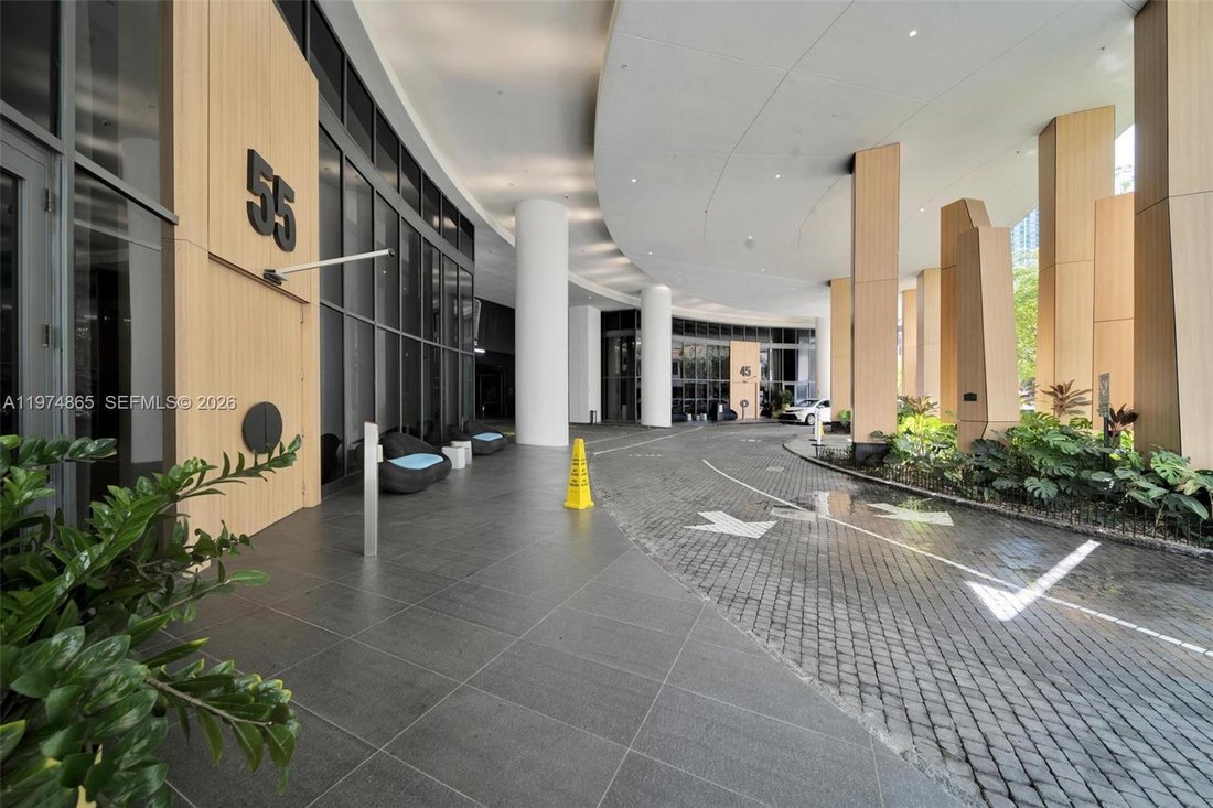 Condo in Miami, Florida, United States 1 - 17326307
