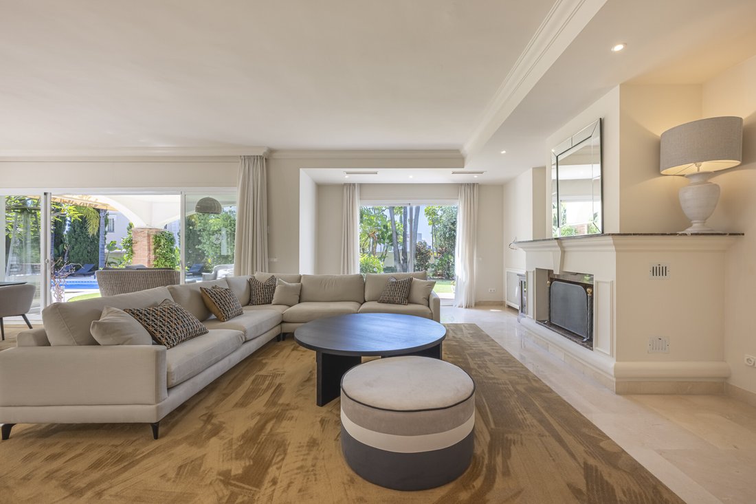 Villa in Benahavis, Andalusia, Spain 5 - 17330810