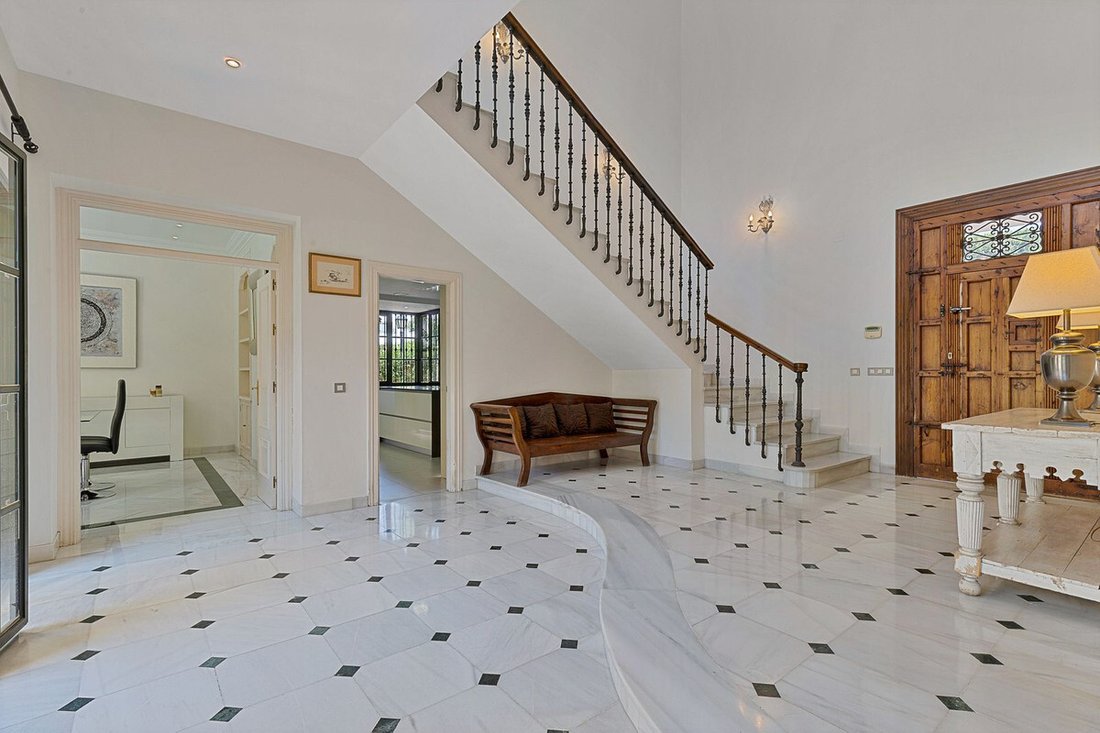 Villa a Guadalmina Baja, San Pedro de Alcántara, Spagna 2 - 17330902