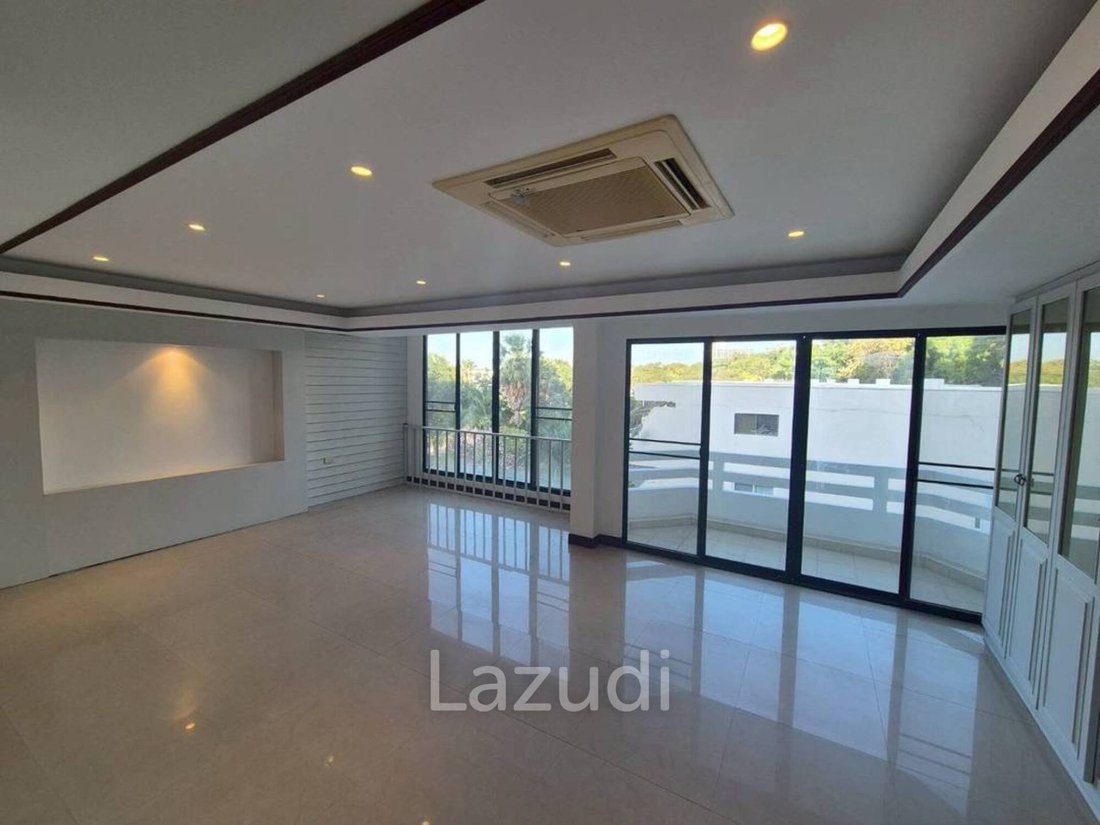Villa in Pattaya City, Chon Buri, Thailand 5 - 17325385