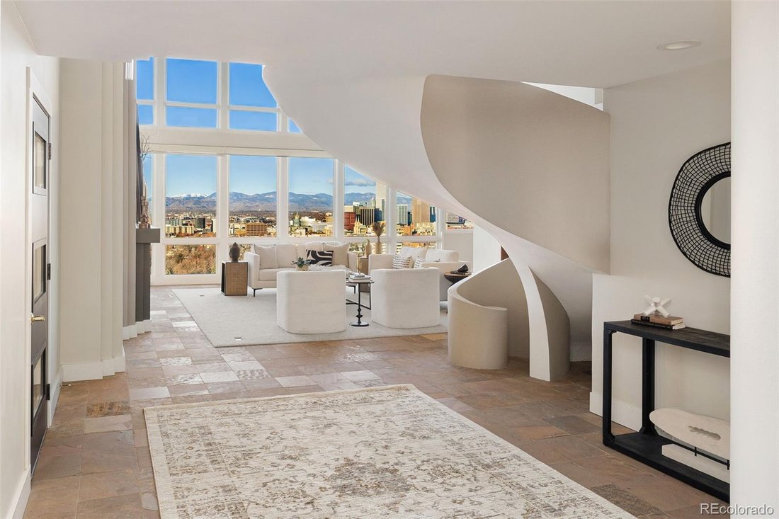 Condo in Denver, Colorado, United States 1 - 17324337