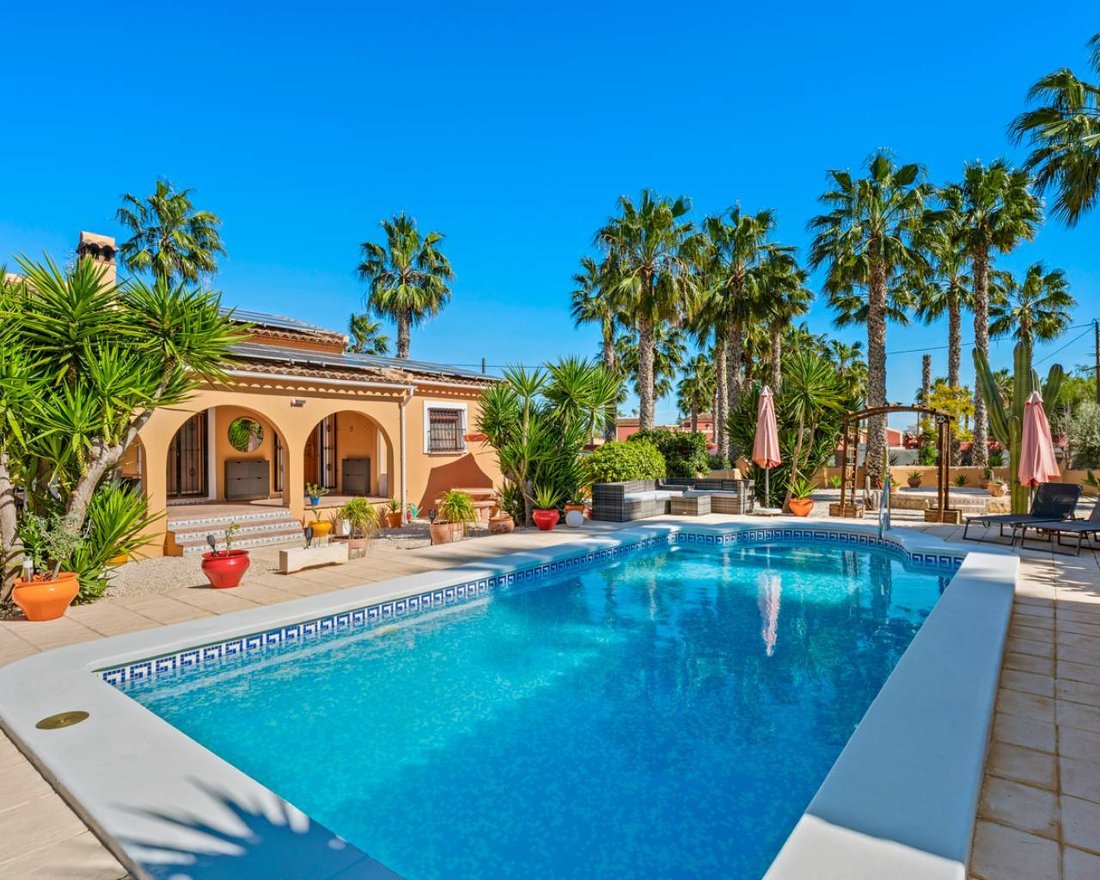 Finca in Almoradi, Valencian Community, Spain 2 - 17325228