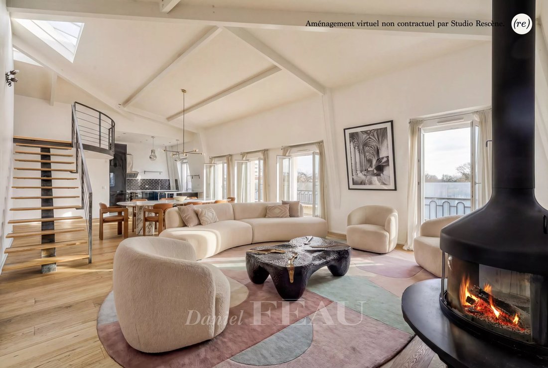 Apartment in Saint-Cloud, Ile-de-France, France 1 - 17223296
