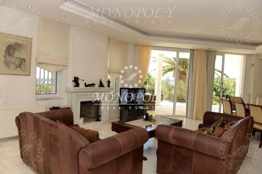 Villa à Kalyvia Thorikou, Attique, Grèce 2 - 17327793