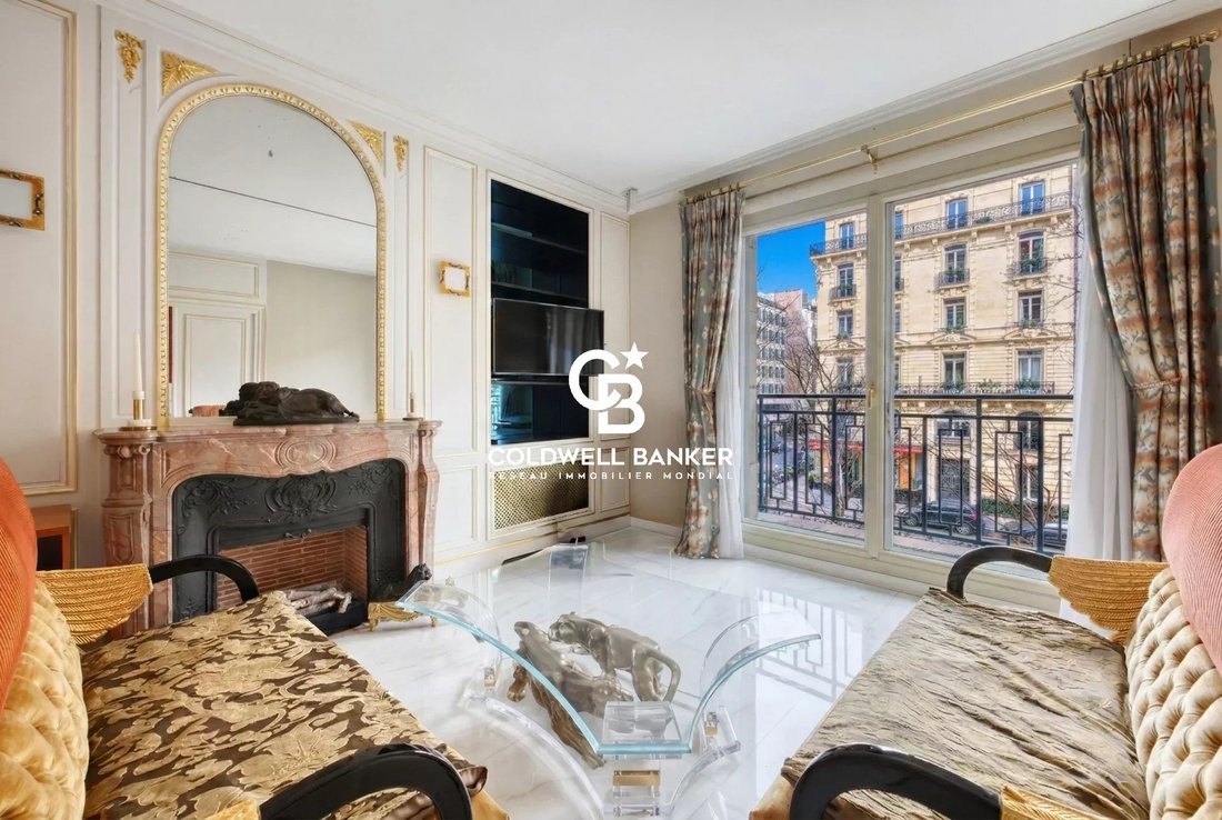 Apartment in Triangle d'Or, Paris 8e Arrondissement, Paris 5 - 17327779