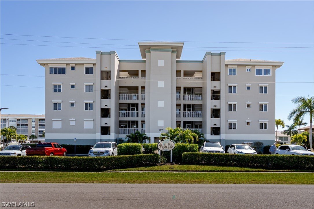 Condo in Marco Island, Florida, United States 1 - 17324510