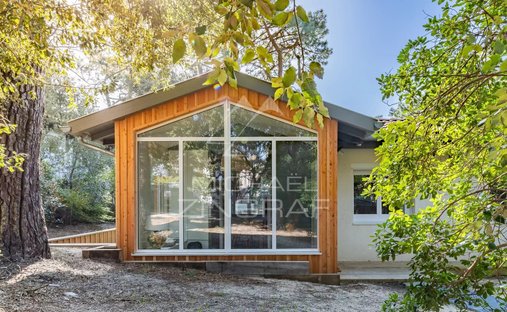 House in Le Pyla, La Teste-de-Buch, France 1
