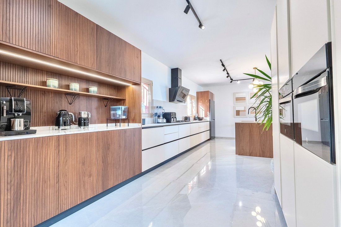 Villa in Buenas Noches, Estepona, Spain 4 - 17325583