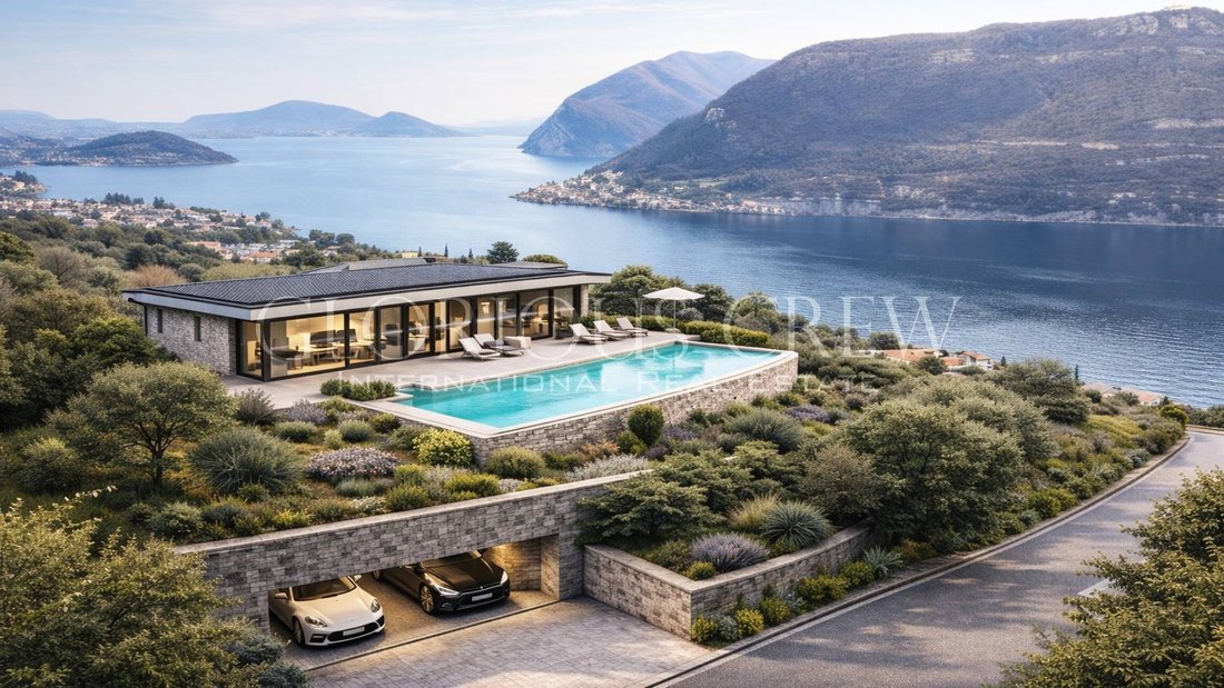 Land in Sale Marasino, Lombardy, Italy 1 - 17328336