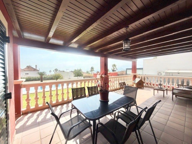 Villa in La Alcaidesa, San Roque, Andalusia 4 - 17327918