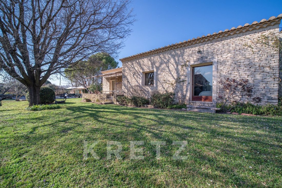 House in Gordes, Provence-Alpes-Côte d'Azur, France 4 - 17324861