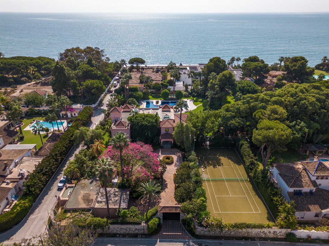 Villa in Estepona, Andalusia, Spain 3 - 17330980