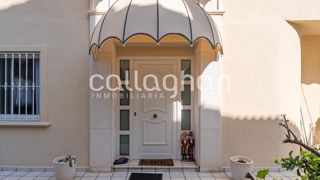 Villa in Gandia, Valencian Community, Spain 4 - 17329521