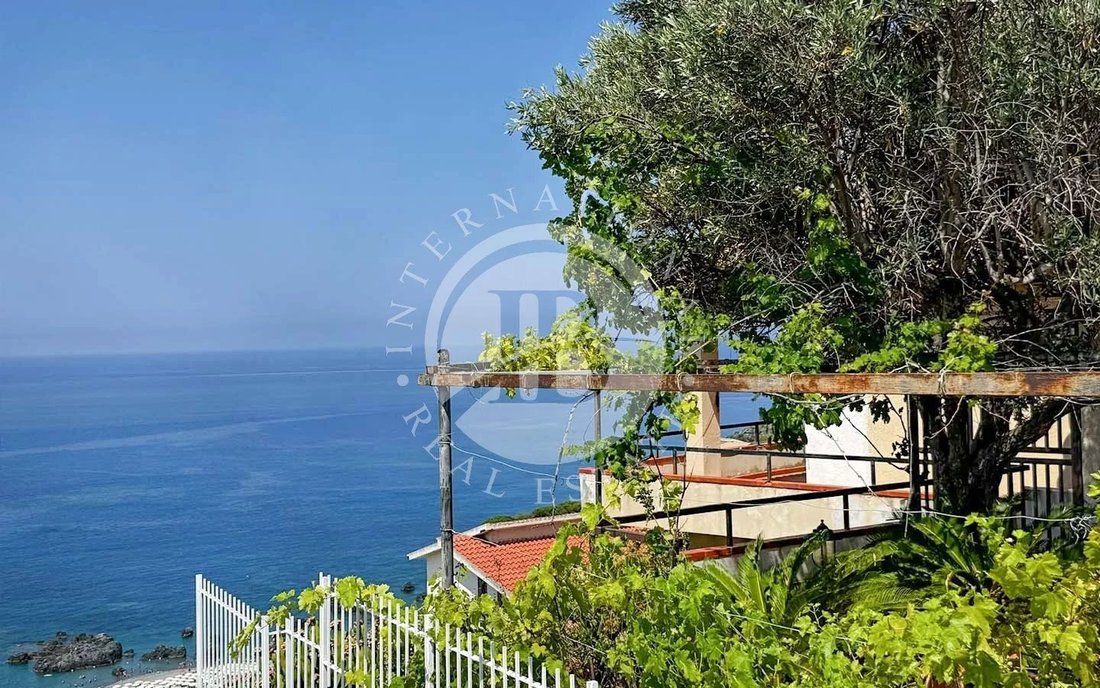 Villa in Arenile Center, Scalea, Calabria 1 - 17324835