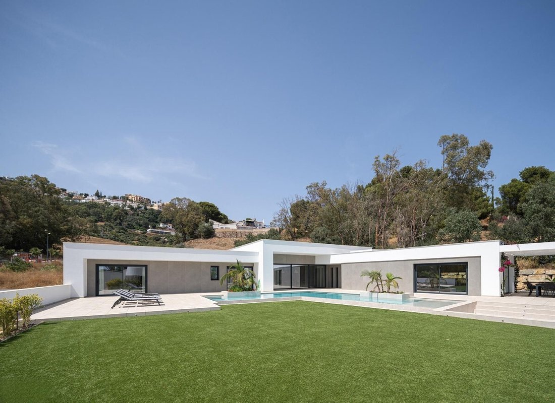 Villa in Benalmadena, Andalusia, Spain 2 - 17330922