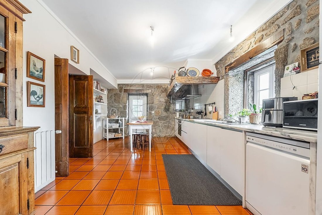 Villa in Crespos e Pousada, Braga, Portugal 1 - 17329444