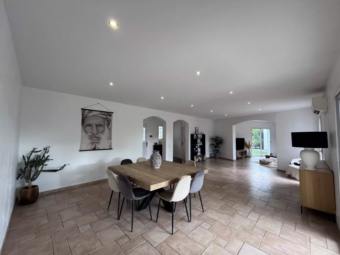 Villa in Salernes, Provence-Alpes-Côte d'Azur, France 5 - 17324876