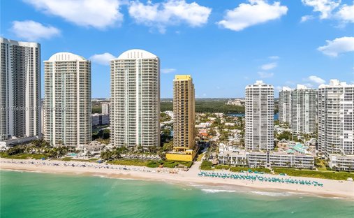 Condo in Sunny Isles Beach, Florida, United States 1