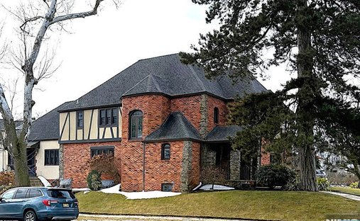 House in Kearny, New Jersey, United States 1