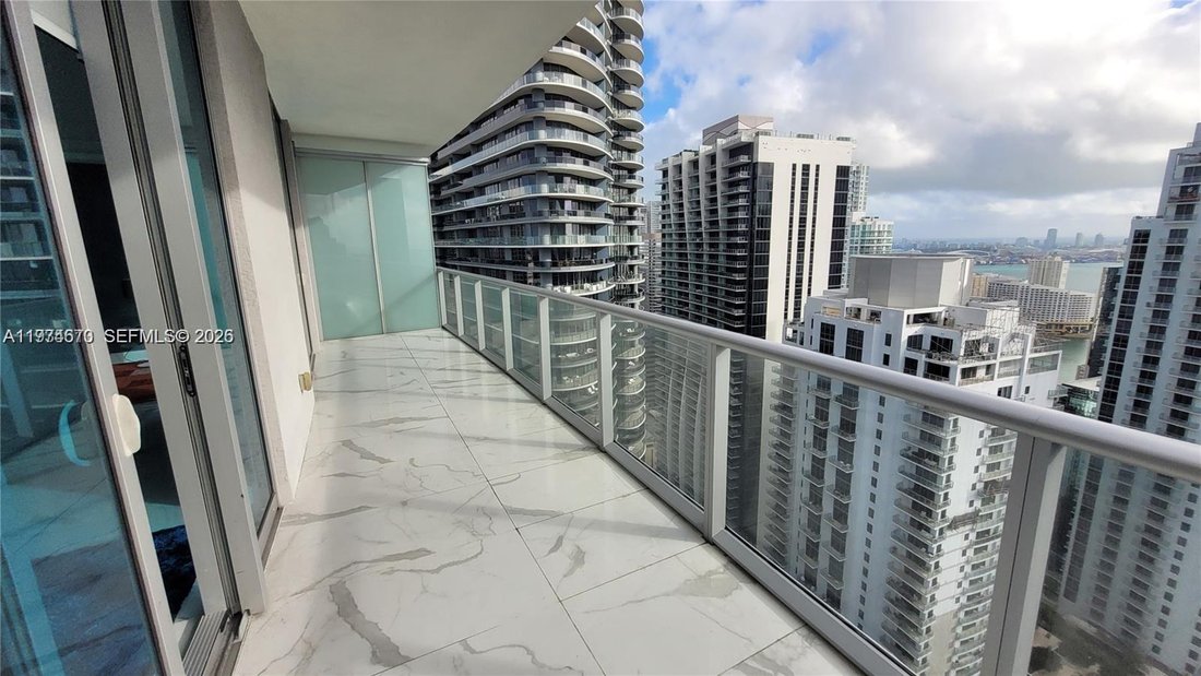 Condo in Miami, Florida, United States 3 - 17326363