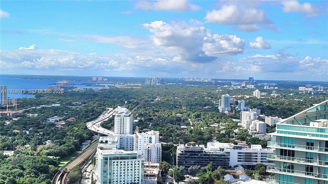 Condo in Miami, Florida, United States 1 - 17326363