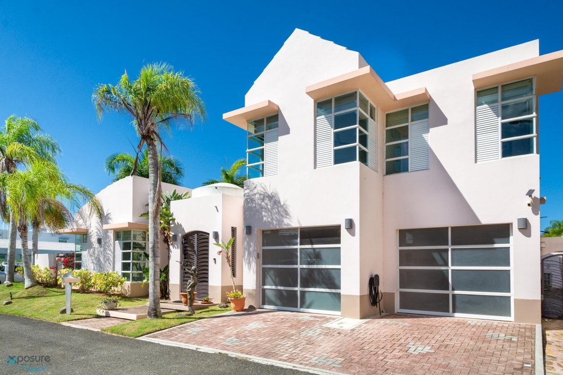 House in Dorado, Dorado, Puerto Rico 1 - 17325002
