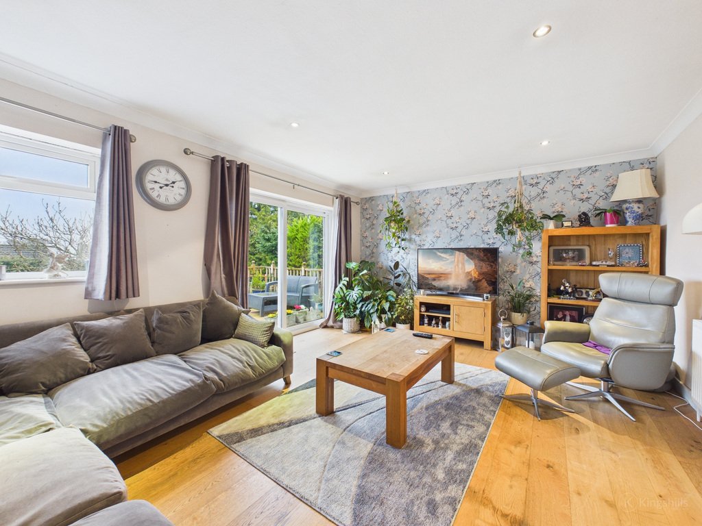 House in High Wycombe, England 2 - 17325246