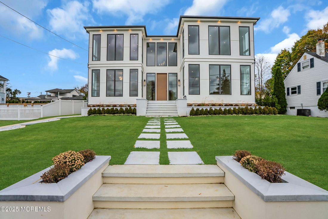 House in Long Branch, New Jersey, United States 1 - 17324178